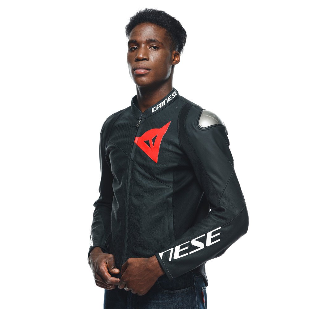 ダイネーゼ SPORT PRO LEATHER JACKET 54 タ*シ様 最終値下げ！ダイネーゼ